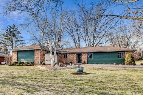 A home in West Chicago