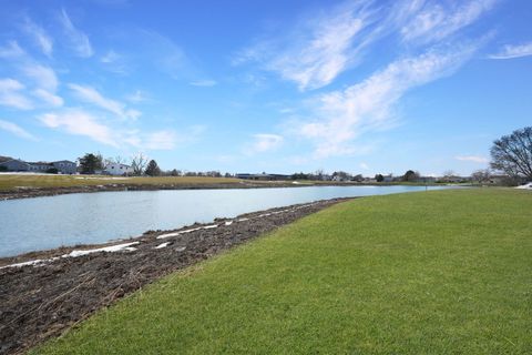 Tiny photo for 565 Edgebrook Court, Carol Stream, IL 60188 (MLS # 12593133)