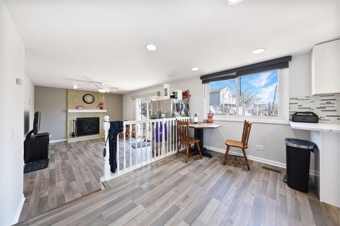 Tiny photo for 565 Edgebrook Court, Carol Stream, IL 60188 (MLS # 12593133)