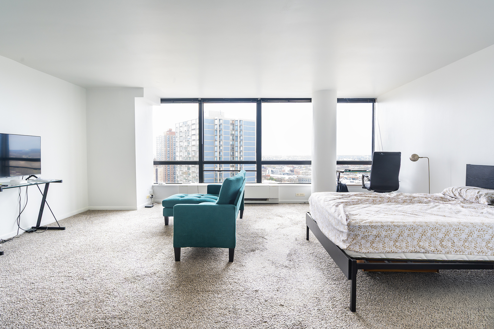 5415 N SHERIDAN Road 2003