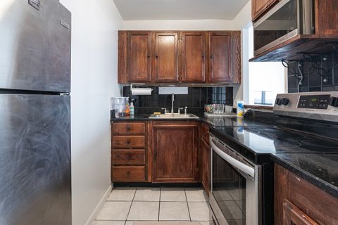 Tiny photo for 5415 N SHERIDAN Road #2003, Chicago, IL 60640 (MLS # 12616345)