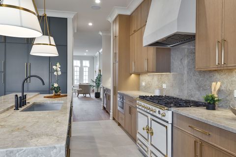 Tiny photo for 3723 N Oakley Avenue, Chicago, IL 60618 (MLS # 12571083)