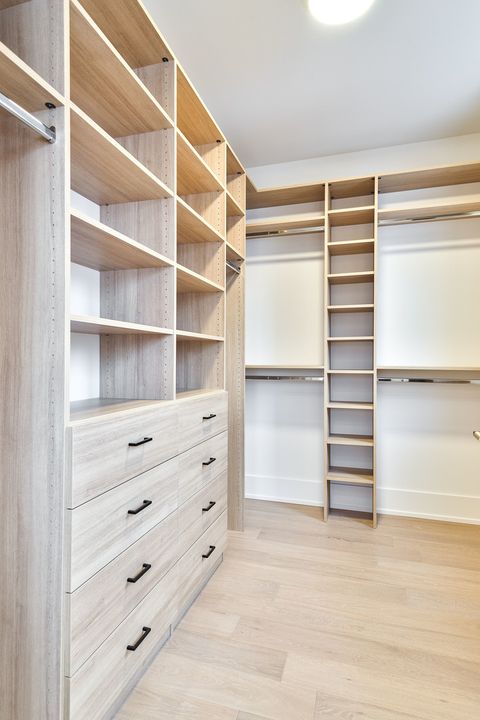 Tiny photo for 3723 N Oakley Avenue, Chicago, IL 60618 (MLS # 12571083)