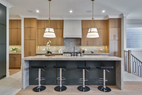 Tiny photo for 3723 N Oakley Avenue, Chicago, IL 60618 (MLS # 12571083)