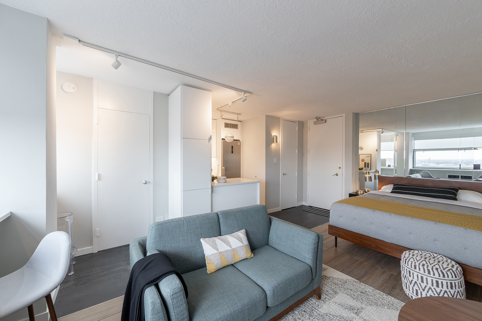 3110 N Sheridan Road 1708