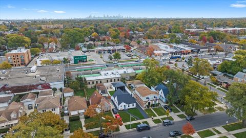 Tiny photo for 1811 N 72nd Court, Elmwood Park, IL 60707 (MLS # 12509177)