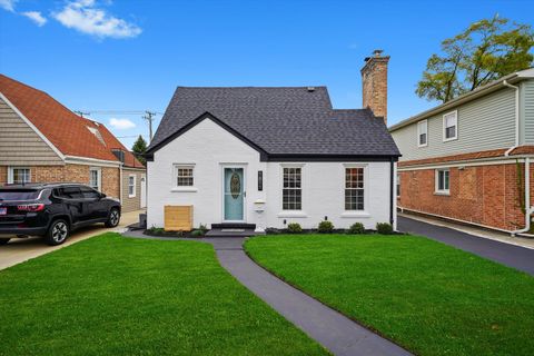 Photo of 1811 N 72nd Court, Elmwood Park, IL 60707 (MLS # 12509177)