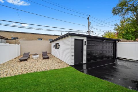 Tiny photo for 1811 N 72nd Court, Elmwood Park, IL 60707 (MLS # 12509177)