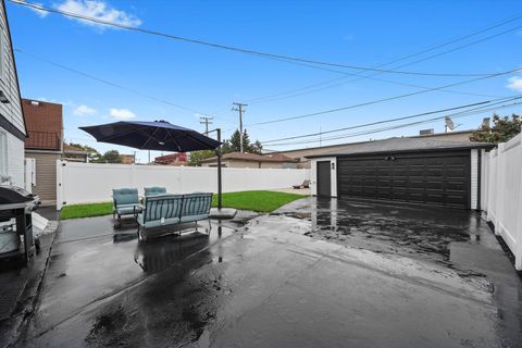 Tiny photo for 1811 N 72nd Court, Elmwood Park, IL 60707 (MLS # 12509177)