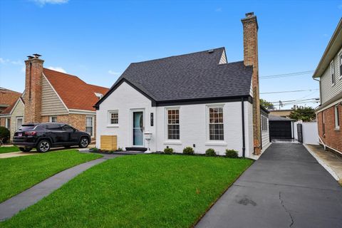 Tiny photo for 1811 N 72nd Court, Elmwood Park, IL 60707 (MLS # 12509177)