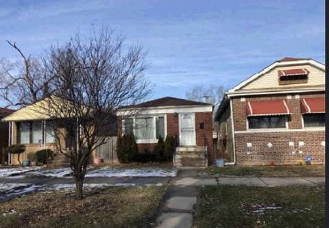 Photo of 1150 W 112th Place, Chicago, IL 60643 (MLS # 12711844)