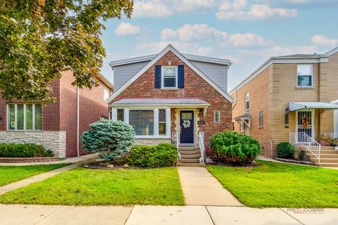 Photo of 6149 N Karlov Avenue, Chicago, IL 60646 (MLS # 12495013)