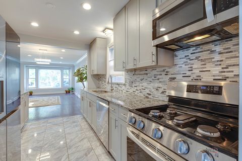 Tiny photo for 6149 N Karlov Avenue, Chicago, IL 60646 (MLS # 12495013)