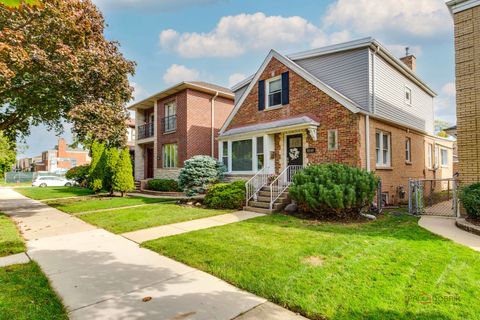 Tiny photo for 6149 N Karlov Avenue, Chicago, IL 60646 (MLS # 12495013)