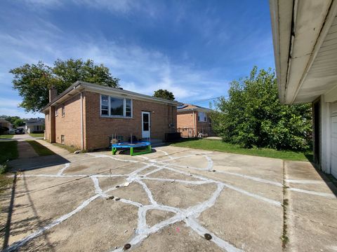 Tiny photo for 383 Calhoun Avenue, Calumet City, IL 60409 (MLS # 12475748)