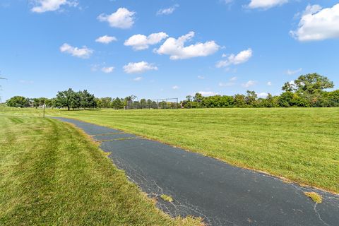 Tiny photo for 17421 Highwood Drive, Orland Park, IL 60467 (MLS # 12526451)