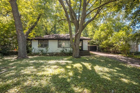 Photo of 622 N Main Street, Lombard, IL 60148 (MLS # 12691227)