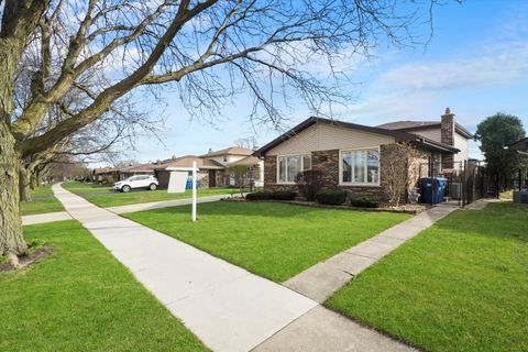 Tiny photo for 12820 S Blossom Drive, Alsip, IL 60803 (MLS # 12629445)