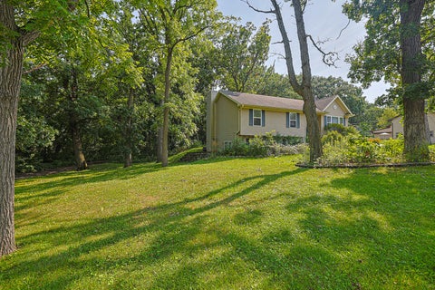 Tiny photo for 1305 13th Street, Winthrop Harbor, IL 60096 (MLS # 12744616)