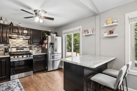 Tiny photo for 930 Camelot Drive, Crystal Lake, IL 60014 (MLS # 12661992)