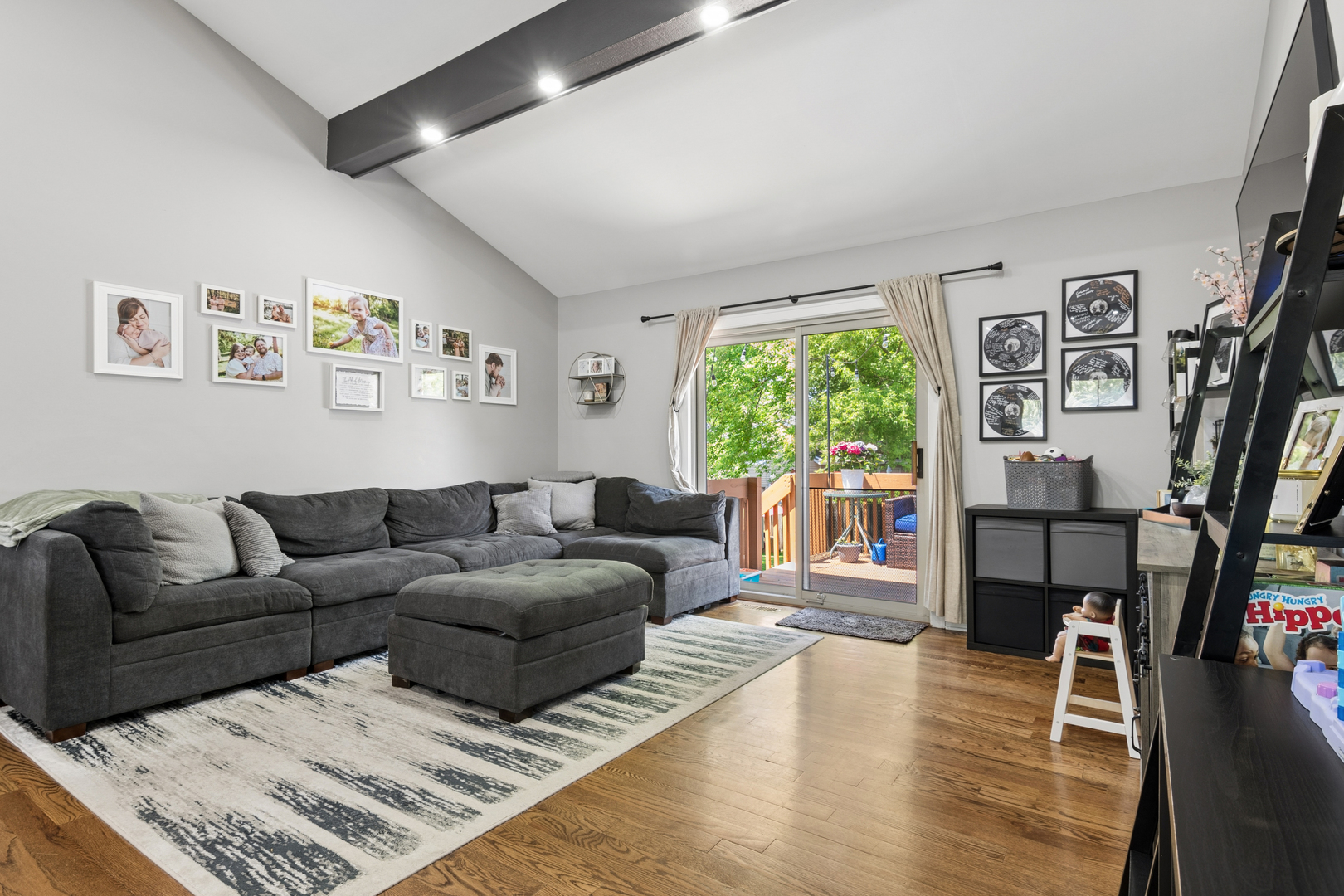 Properties 2 930 Camelot Drive