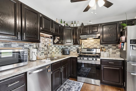 Tiny photo for 930 Camelot Drive, Crystal Lake, IL 60014 (MLS # 12661992)