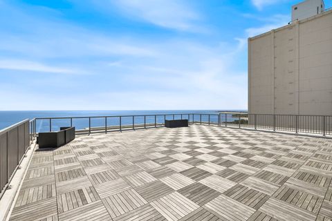 Tiny photo for 5757 N Sheridan Road #19B, Chicago, IL 60660 (MLS # 12565932)