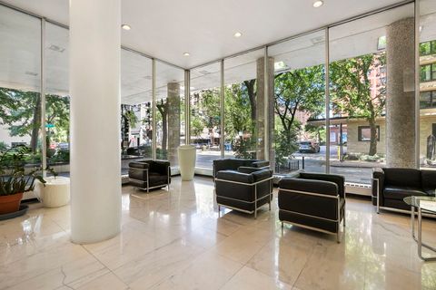 Tiny photo for 5757 N Sheridan Road #19B, Chicago, IL 60660 (MLS # 12565932)