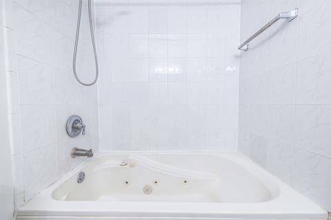 Tiny photo for 700 Wellington Avenue #409, Elk Grove Village, IL 60007 (MLS # 12730097)