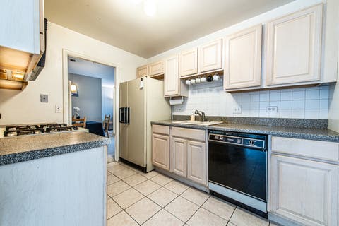 Tiny photo for 700 Wellington Avenue #409, Elk Grove Village, IL 60007 (MLS # 12730097)
