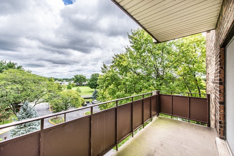 Tiny photo for 700 Wellington Avenue #409, Elk Grove Village, IL 60007 (MLS # 12730097)