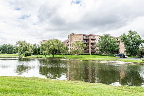 Tiny photo for 700 Wellington Avenue #409, Elk Grove Village, IL 60007 (MLS # 12730097)
