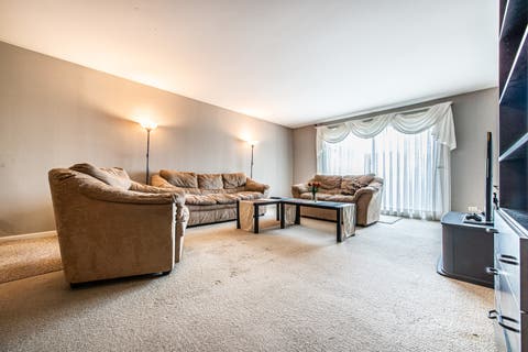 Tiny photo for 700 Wellington Avenue #409, Elk Grove Village, IL 60007 (MLS # 12730097)