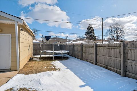 Tiny photo for 14519 Sanderson Avenue, Dolton, IL 60419 (MLS # 12564943)