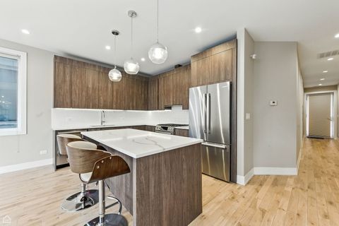 Tiny photo for 826 W Cullerton Street #2W, Chicago, IL 60608 (MLS # 12601216)