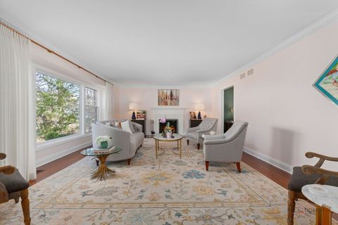 Tiny photo for 890 S Cherokee Road, Lake Forest, IL 60045 (MLS # 12571334)