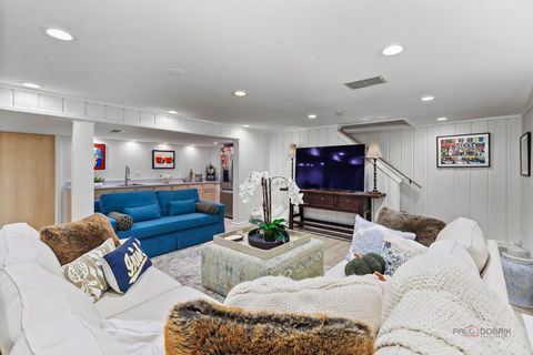 Tiny photo for 890 S Cherokee Road, Lake Forest, IL 60045 (MLS # 12571334)