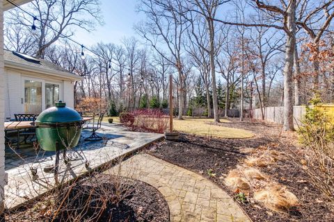 Tiny photo for 890 S Cherokee Road, Lake Forest, IL 60045 (MLS # 12571334)