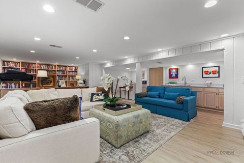 Tiny photo for 890 S Cherokee Road, Lake Forest, IL 60045 (MLS # 12571334)