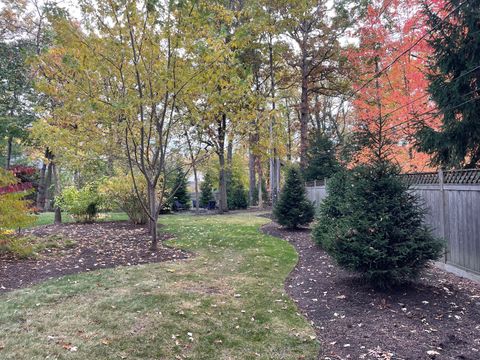 Tiny photo for 890 S Cherokee Road, Lake Forest, IL 60045 (MLS # 12571334)