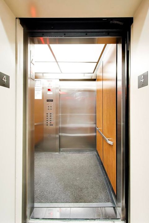 Tiny photo for 663 W Barry Avenue #4C, Chicago, IL 60657 (MLS # 12624559)