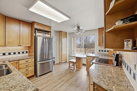 Tiny photo for 6933 N Kedzie Avenue #202, Chicago, IL 60645 (MLS # 12576908)