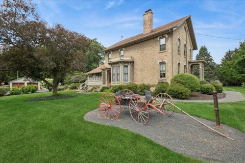 Tiny photo for 346 Sheridan Road, Winthrop Harbor, IL 60096 (MLS # 12715534)