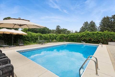 Tiny photo for 346 Sheridan Road, Winthrop Harbor, IL 60096 (MLS # 12715534)
