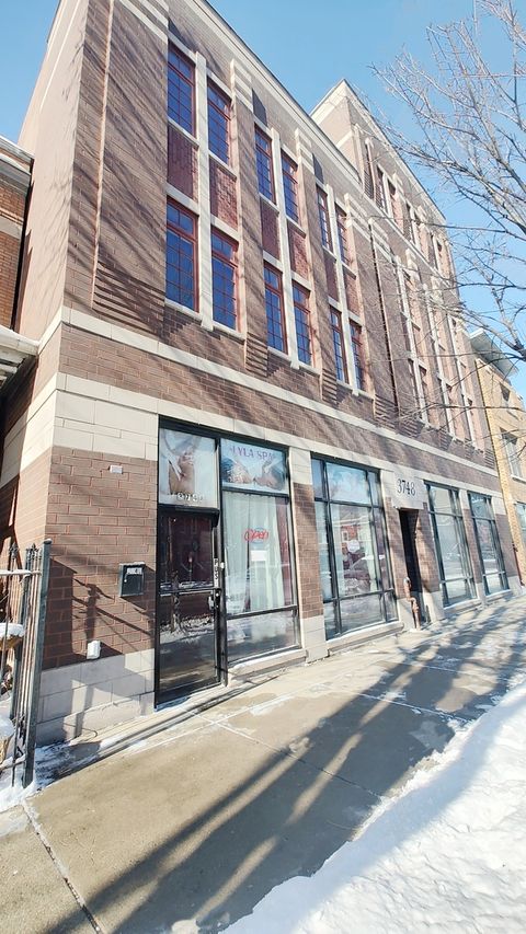 3748 N ashland Avenue 1S Chicago IL 60613