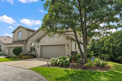 Photo of 18055 Upland Drive, Tinley Park, IL 60487 (MLS # 12461611)