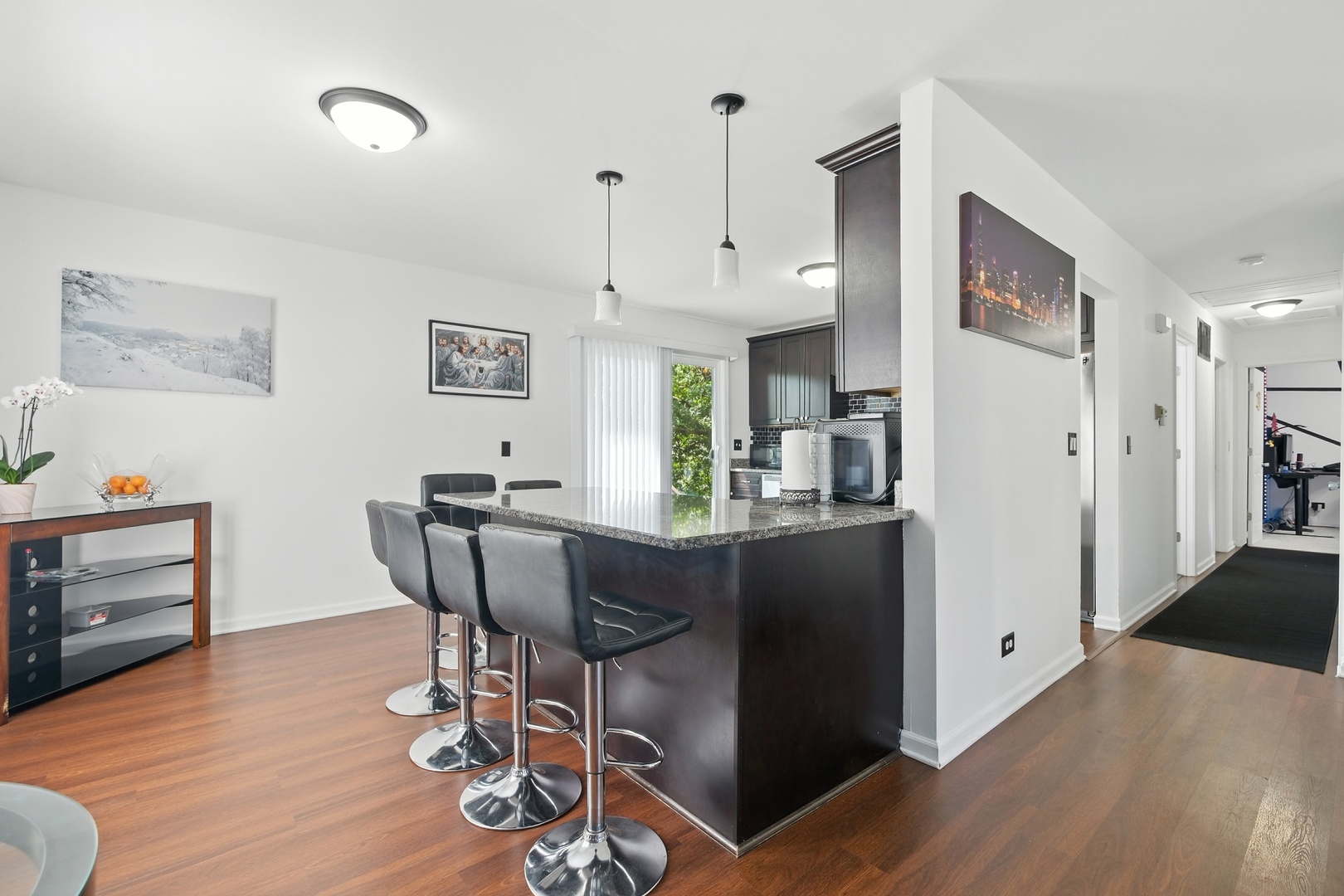 565 COTTONWOOD Circle