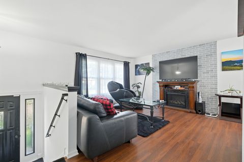 Tiny photo for 565 COTTONWOOD Circle, Bolingbrook, IL 60440 (MLS # 12501420)