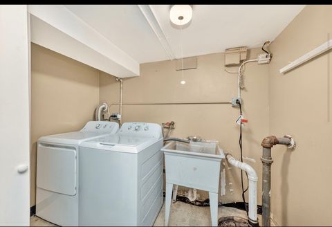 Tiny photo for 350 Carey Court, Chicago Heights, IL 60411 (MLS # 12548770)