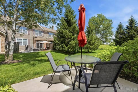 Tiny photo for 6N307 Whitmore Circle #B, St. Charles, IL 60174 (MLS # 12681101)